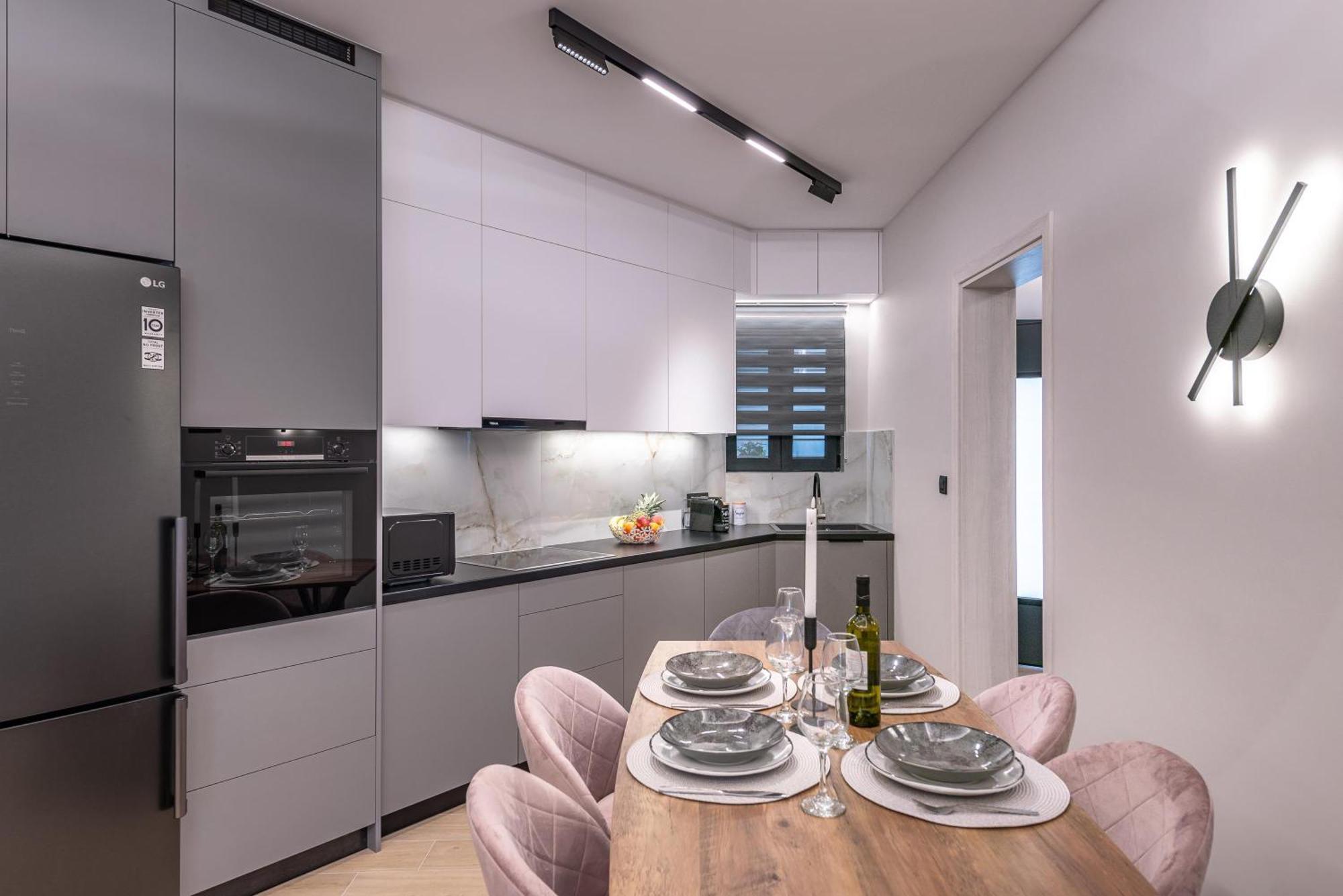 Fd Luxury Suites نافبليو المظهر الخارجي الصورة